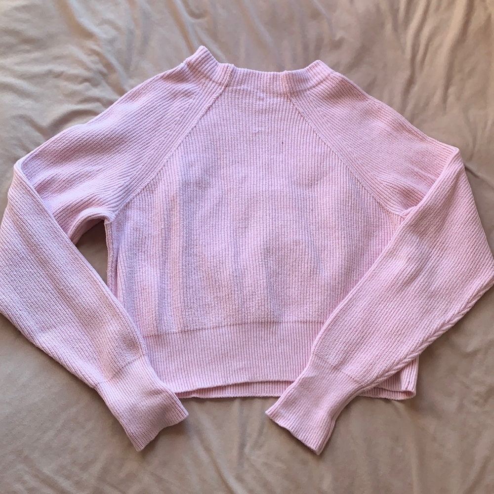 Free People pink sweater. Size small